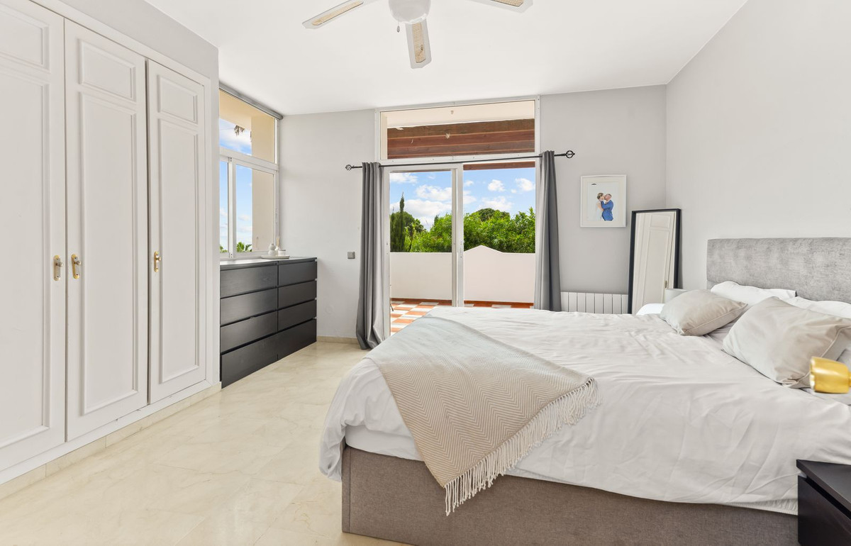 Appartement te koop in Estepona | 3 slaapkamers H5487784