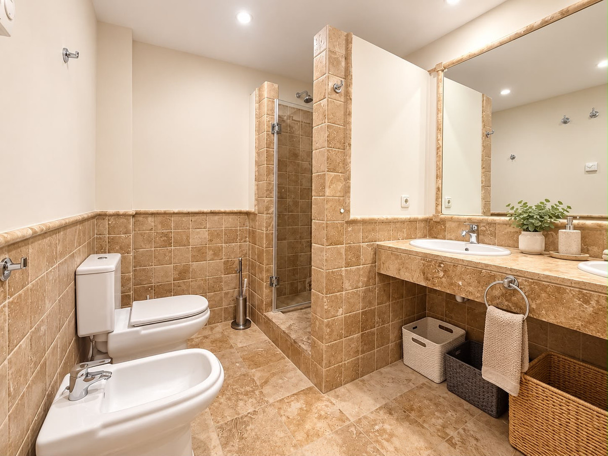 Appartement te koop in Estepona | 2 slaapkamers H5488003