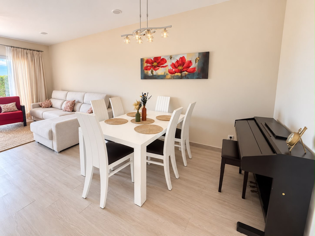 Appartement te koop in Estepona | 2 slaapkamers H5488003