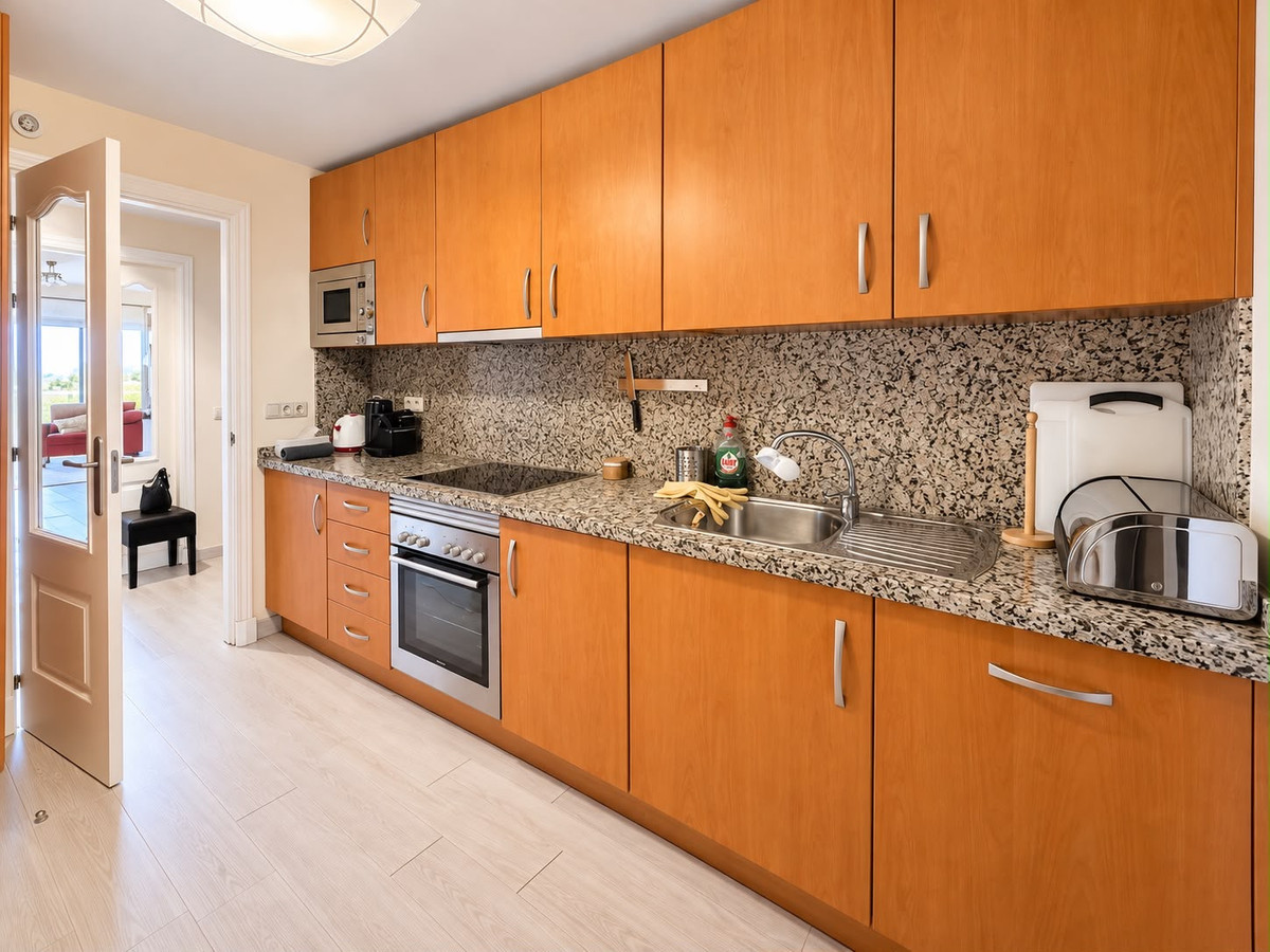 Appartement te koop in Estepona | 2 slaapkamers H5488003