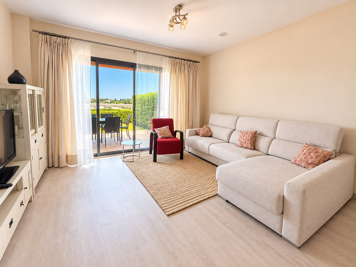 Appartement te koop in Estepona | 2 slaapkamers H5488003