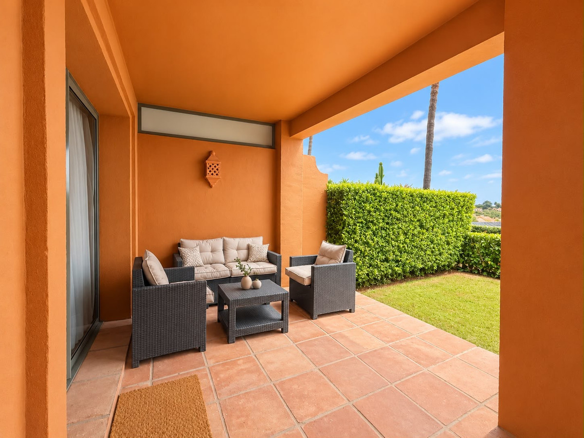 Appartement te koop in Estepona | 2 slaapkamers H5488003