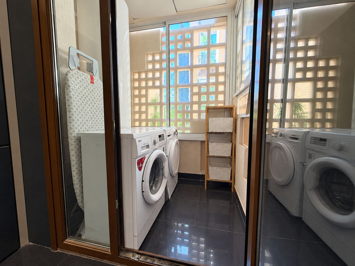Appartement te koop in Estepona | 2 slaapkamers H5488183