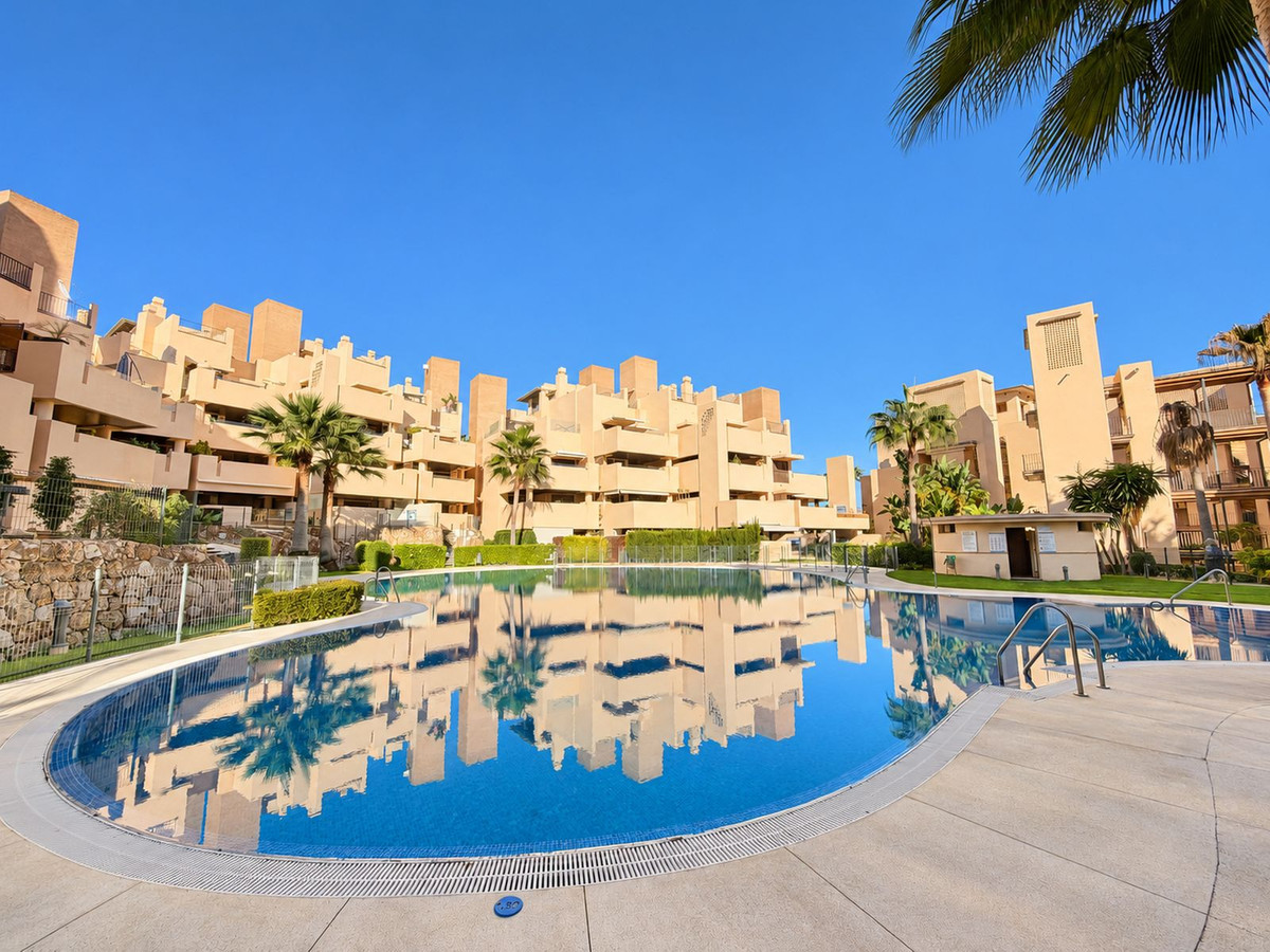 Appartement te koop in Estepona | 2 slaapkamers H5488183