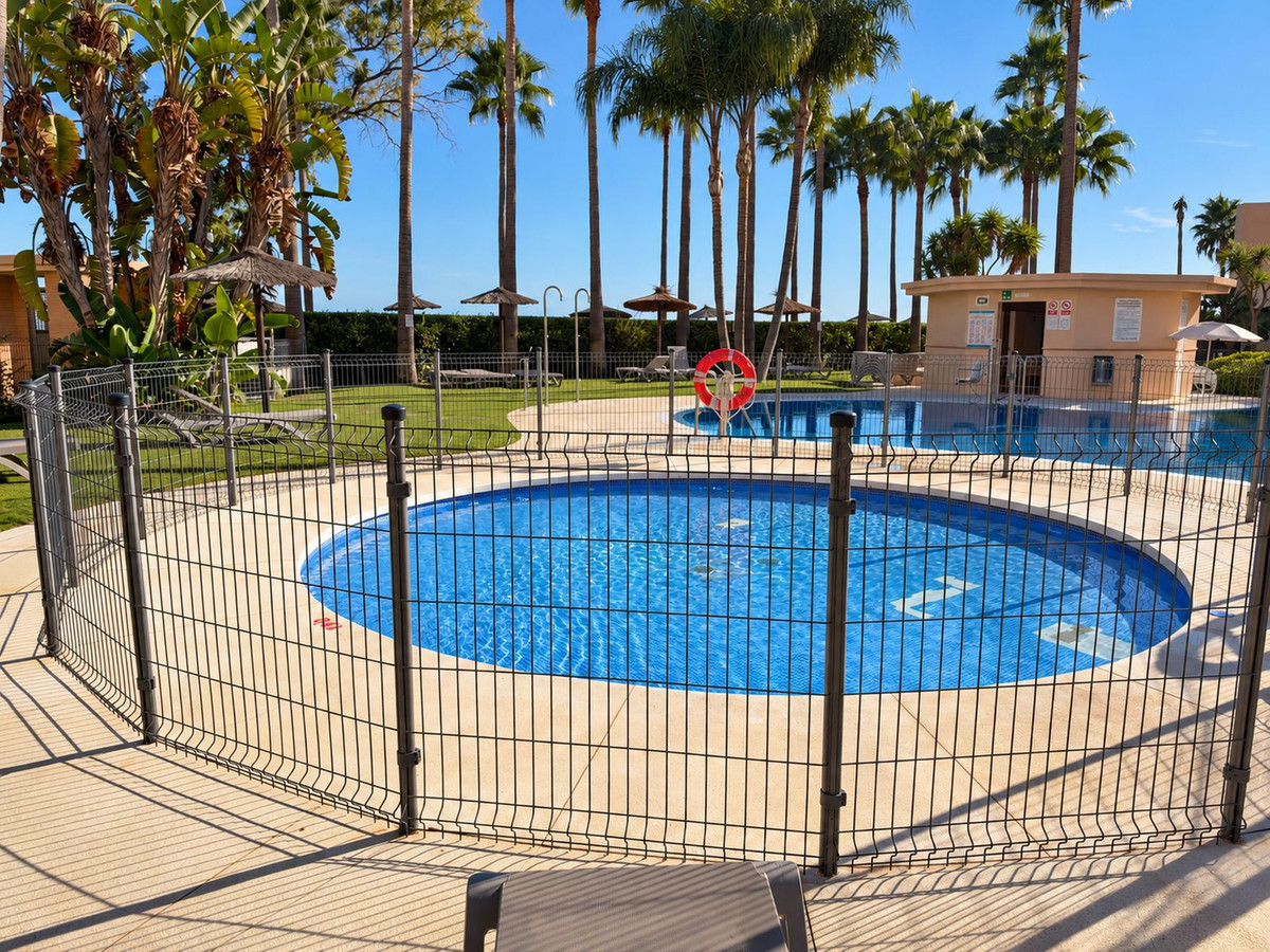 Appartement te koop in Estepona | 2 slaapkamers H5488183