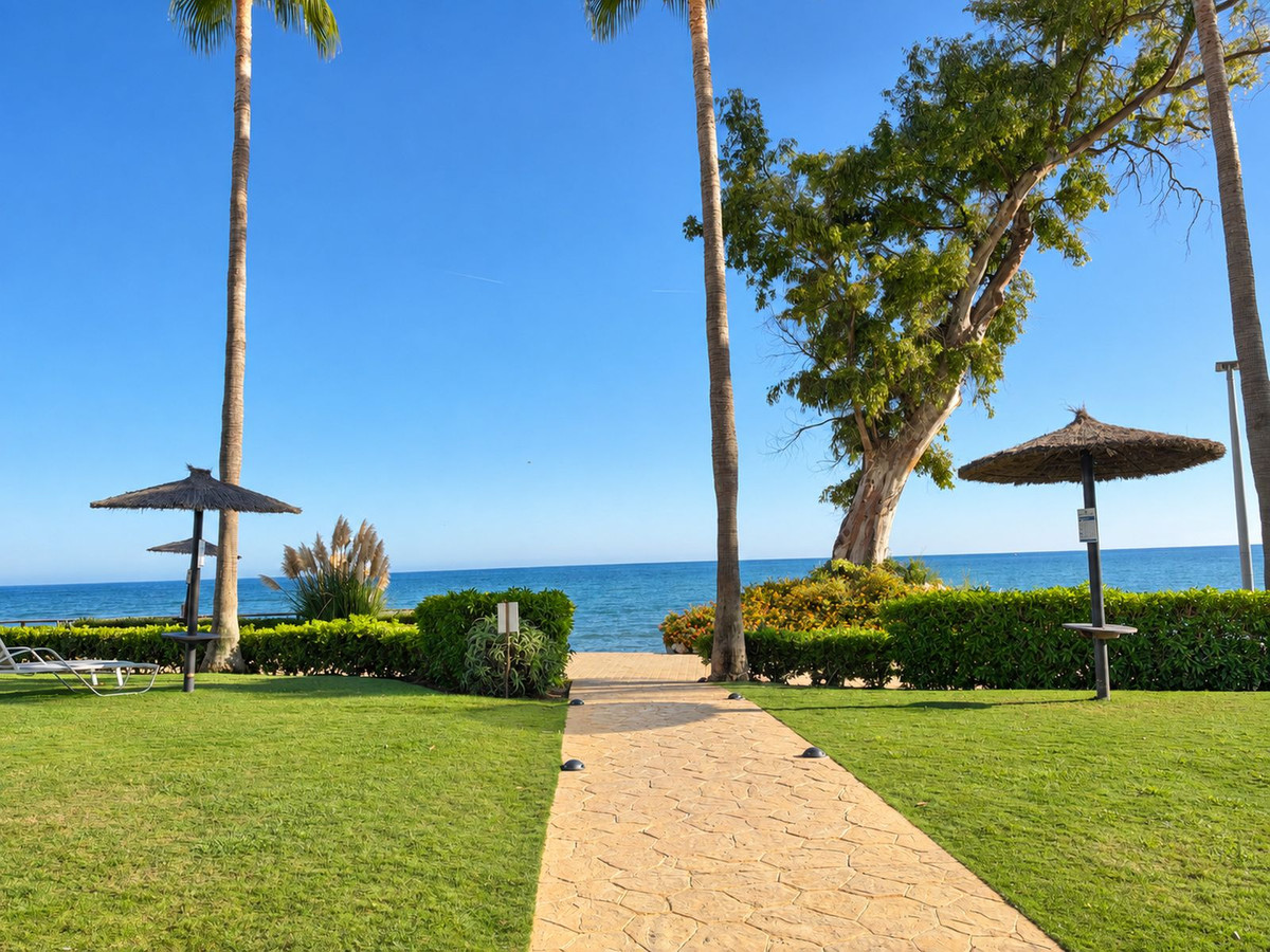 Appartement te koop in Estepona | 2 slaapkamers H5488183