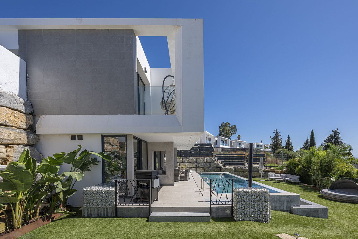 Appartement te koop in Estepona | 4 slaapkamers H5488303