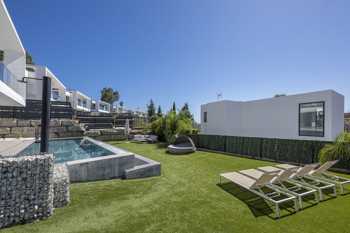 Appartement te koop in Estepona | 4 slaapkamers H5488303