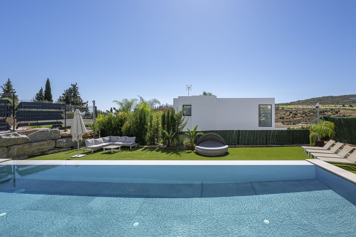 Appartement te koop in Estepona | 4 slaapkamers H5488303
