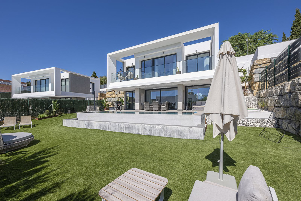 Appartement te koop in Estepona | 4 slaapkamers H5488303