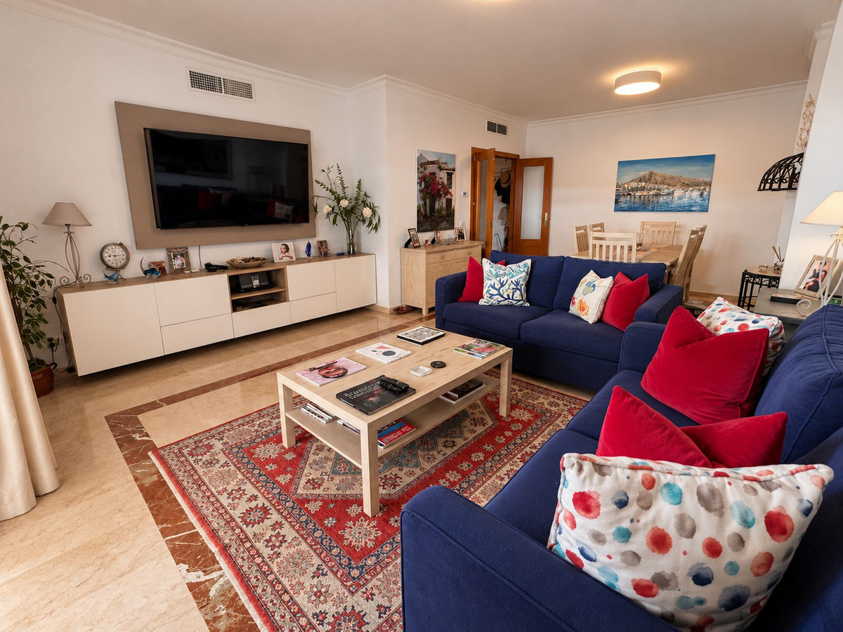 Appartement te koop in Estepona | 3 slaapkamers H5488447