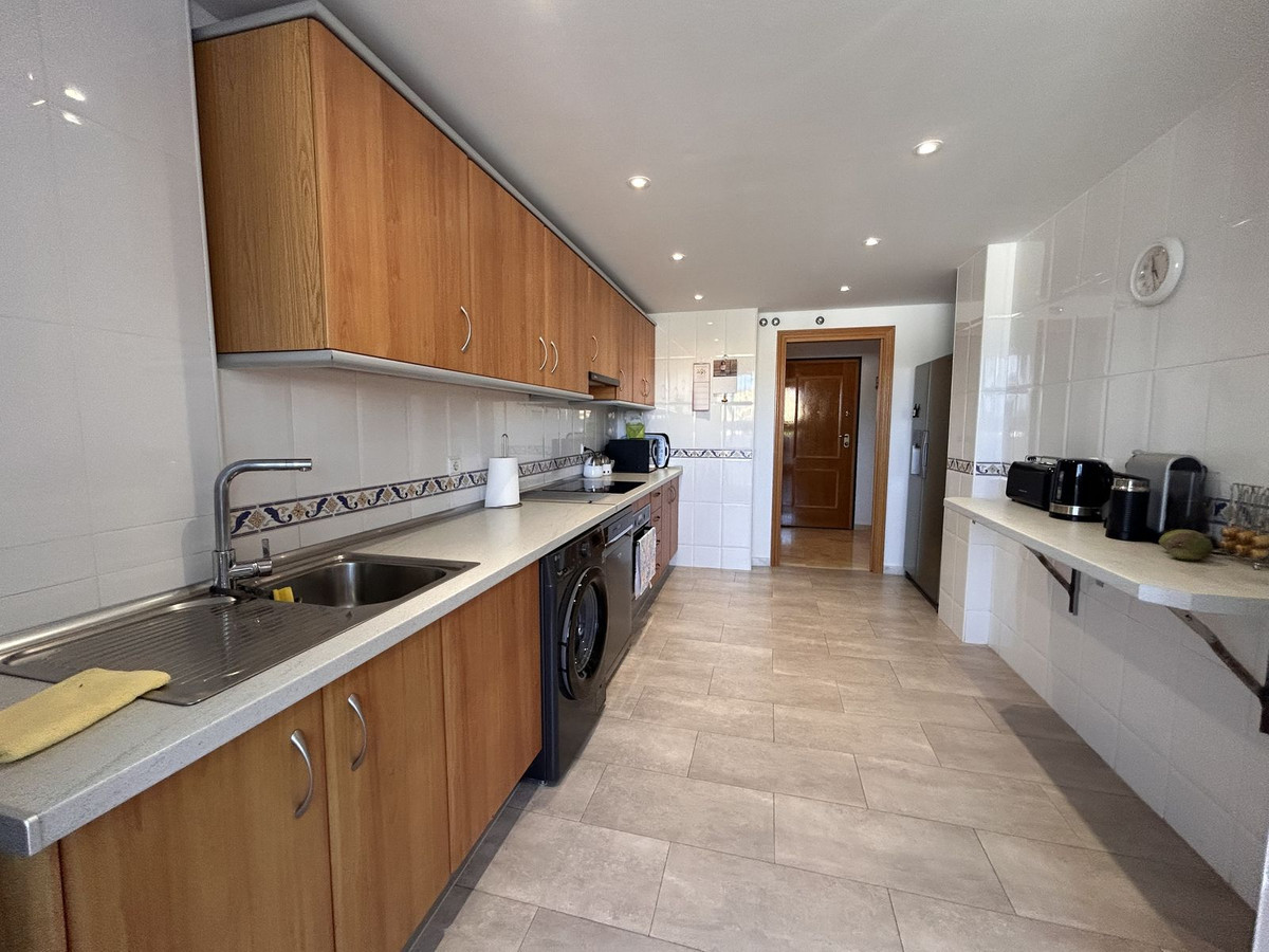 Appartement te koop in Estepona | 3 slaapkamers H5488447