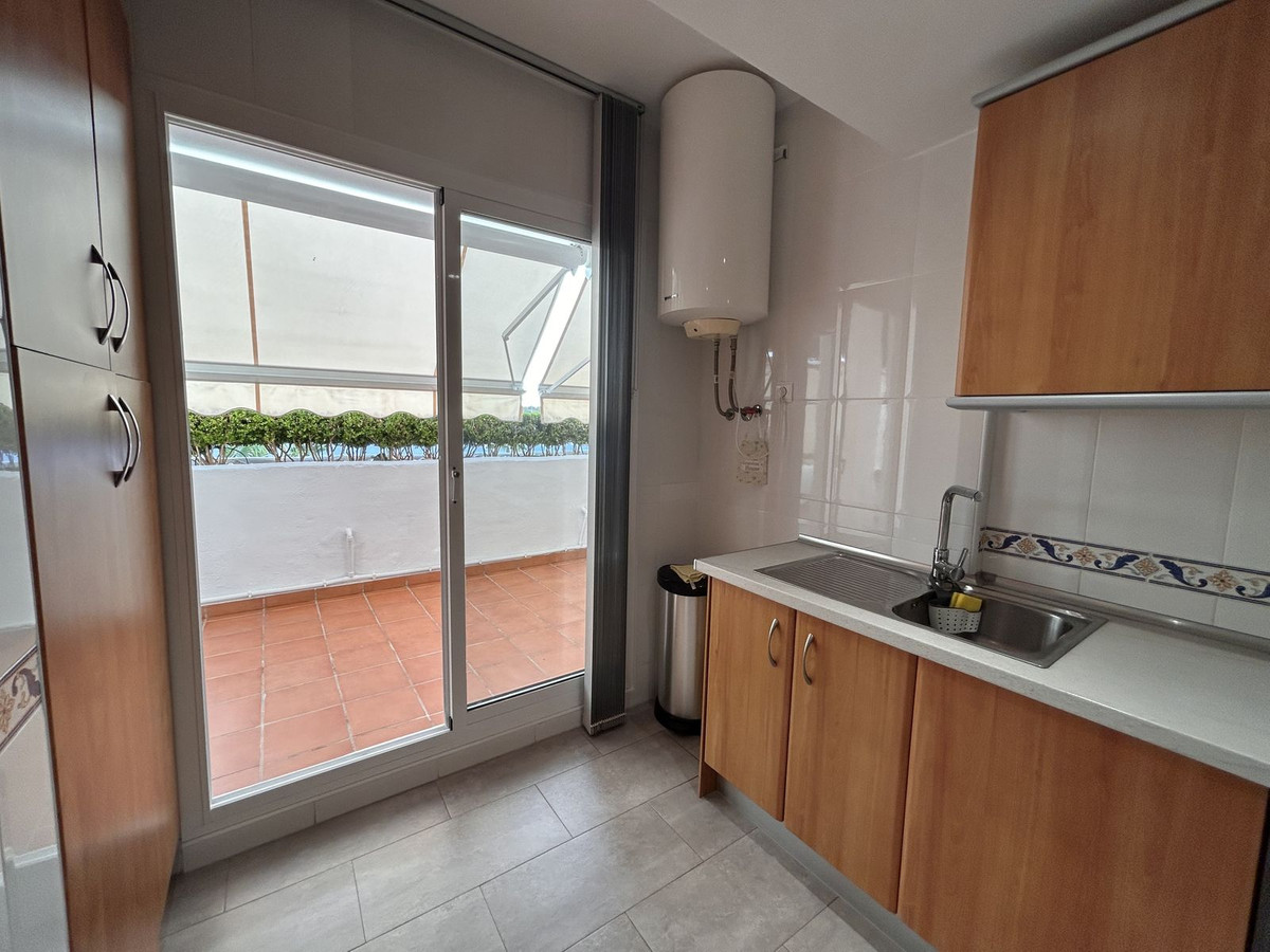 Appartement te koop in Estepona | 3 slaapkamers H5488447