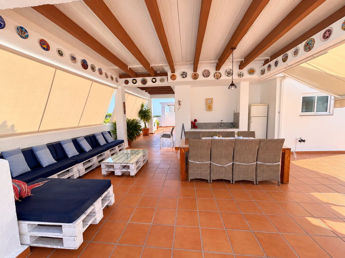 Appartement te koop in Estepona | 3 slaapkamers H5488447