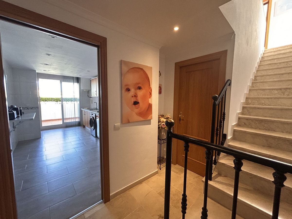 Appartement te koop in Estepona | 3 slaapkamers H5488447
