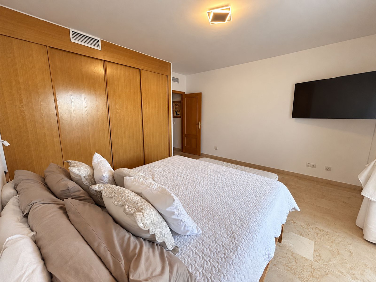 Appartement te koop in Estepona | 3 slaapkamers H5488447