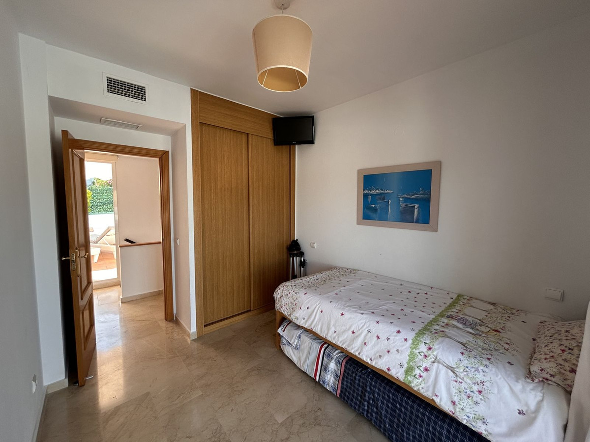 Appartement te koop in Estepona | 3 slaapkamers H5488447