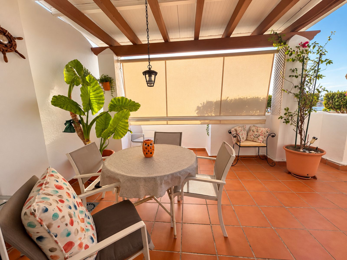 Appartement te koop in Estepona | 3 slaapkamers H5488447