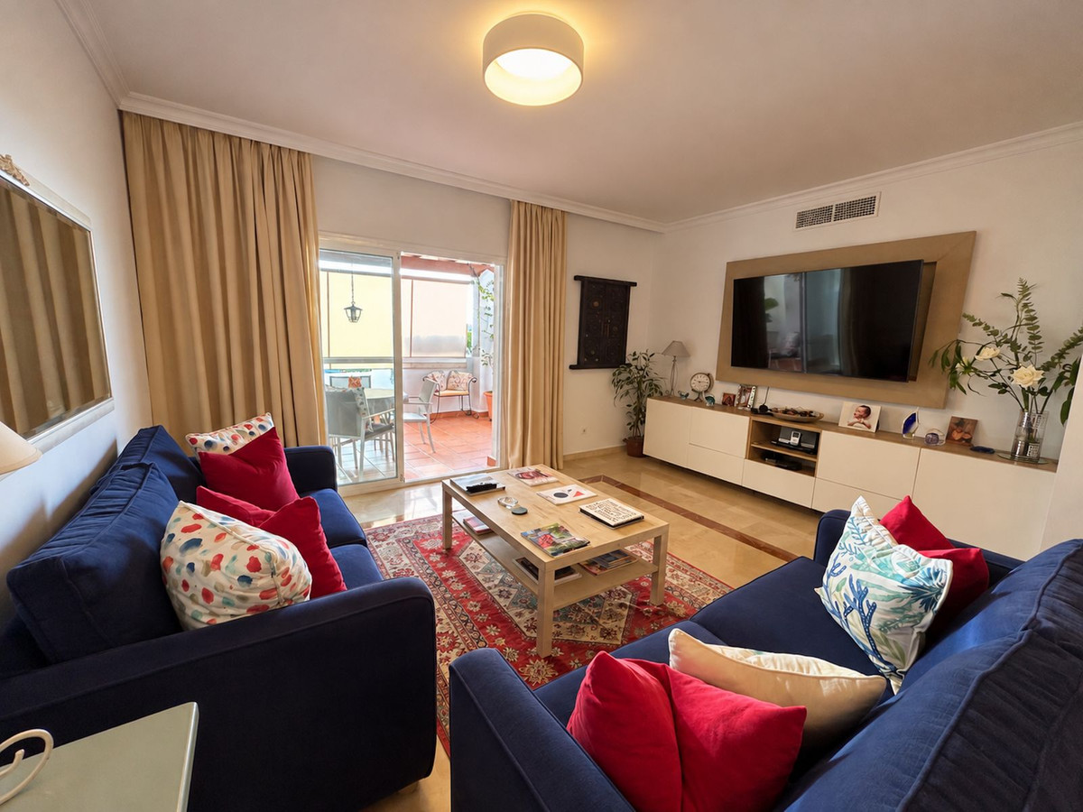 Appartement te koop in Estepona | 3 slaapkamers H5488447