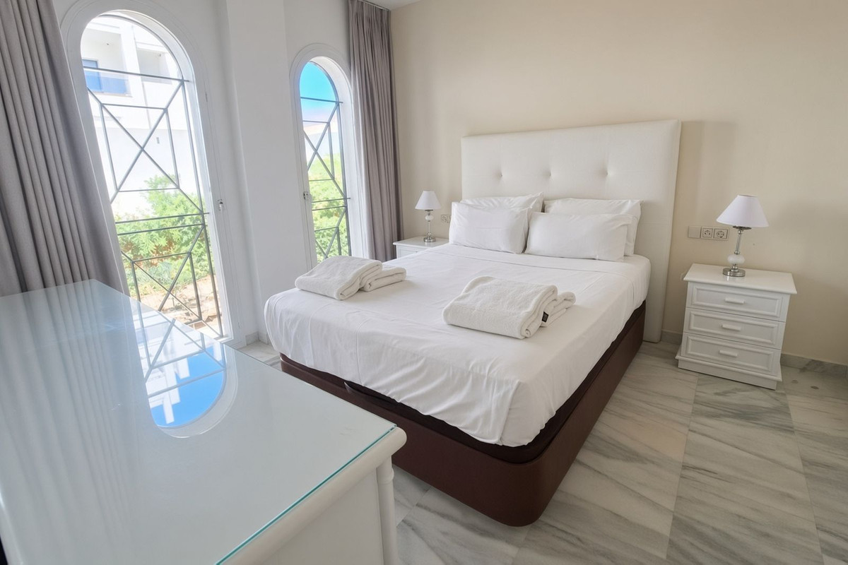 Appartement te koop in Estepona | 2 slaapkamers H5488489