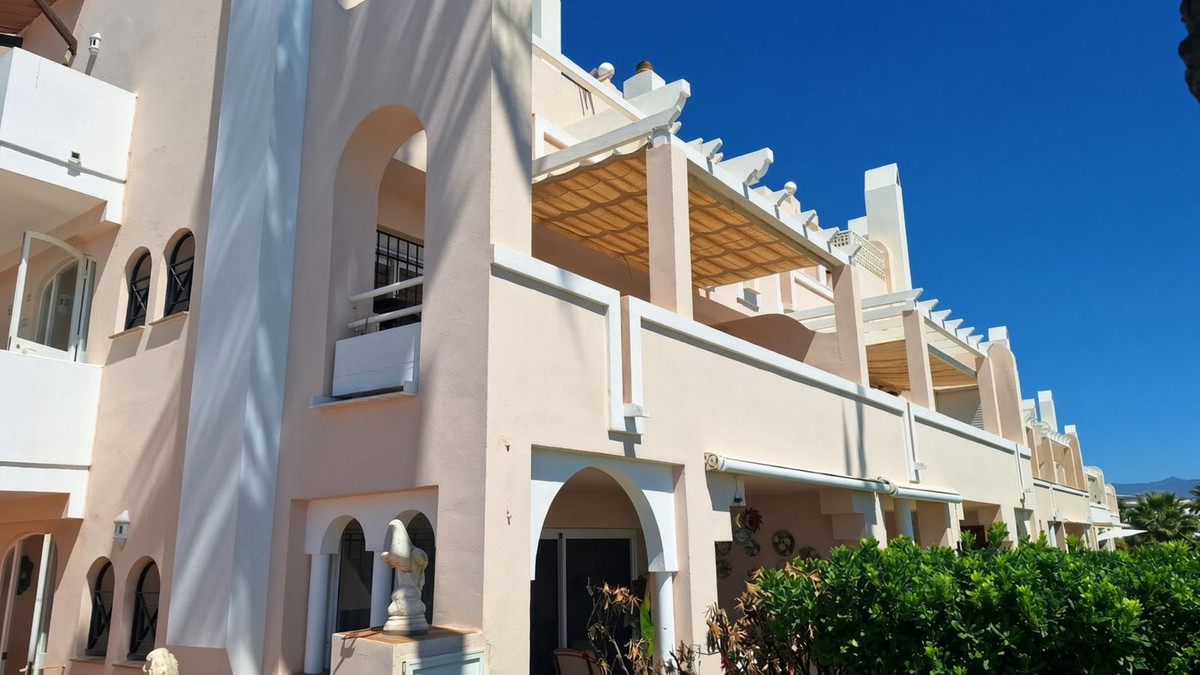 Appartement te koop in Estepona | 2 slaapkamers H5488489