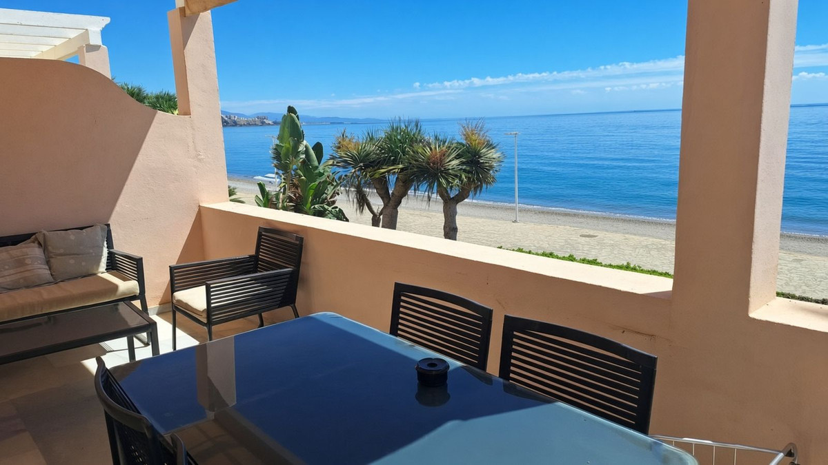 Appartement te koop in Estepona | 2 slaapkamers H5488489