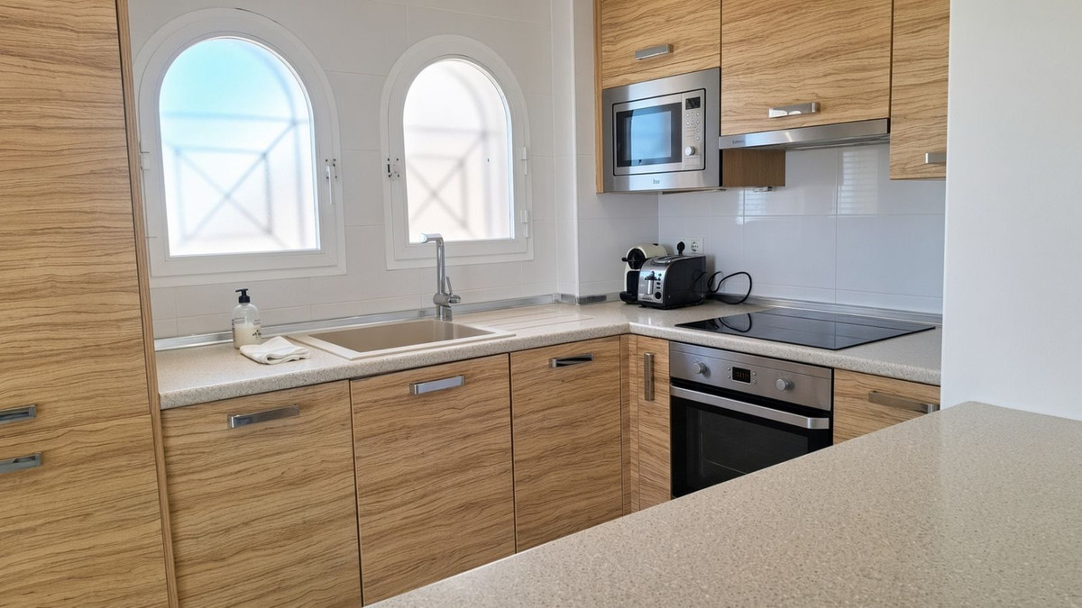 Appartement te koop in Estepona | 2 slaapkamers H5488489
