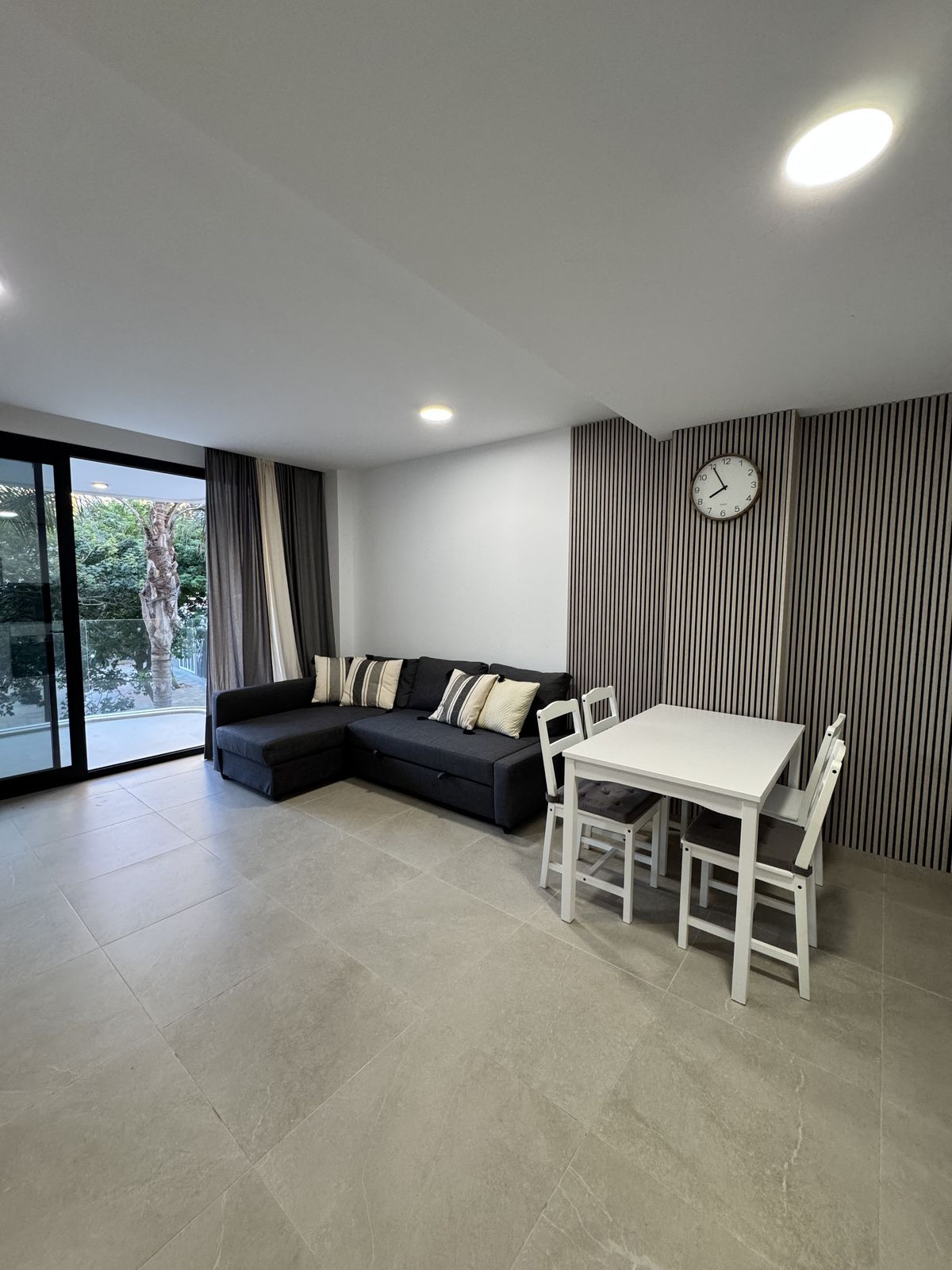 Appartement te koop in Estepona | 2 slaapkamers H5489152
