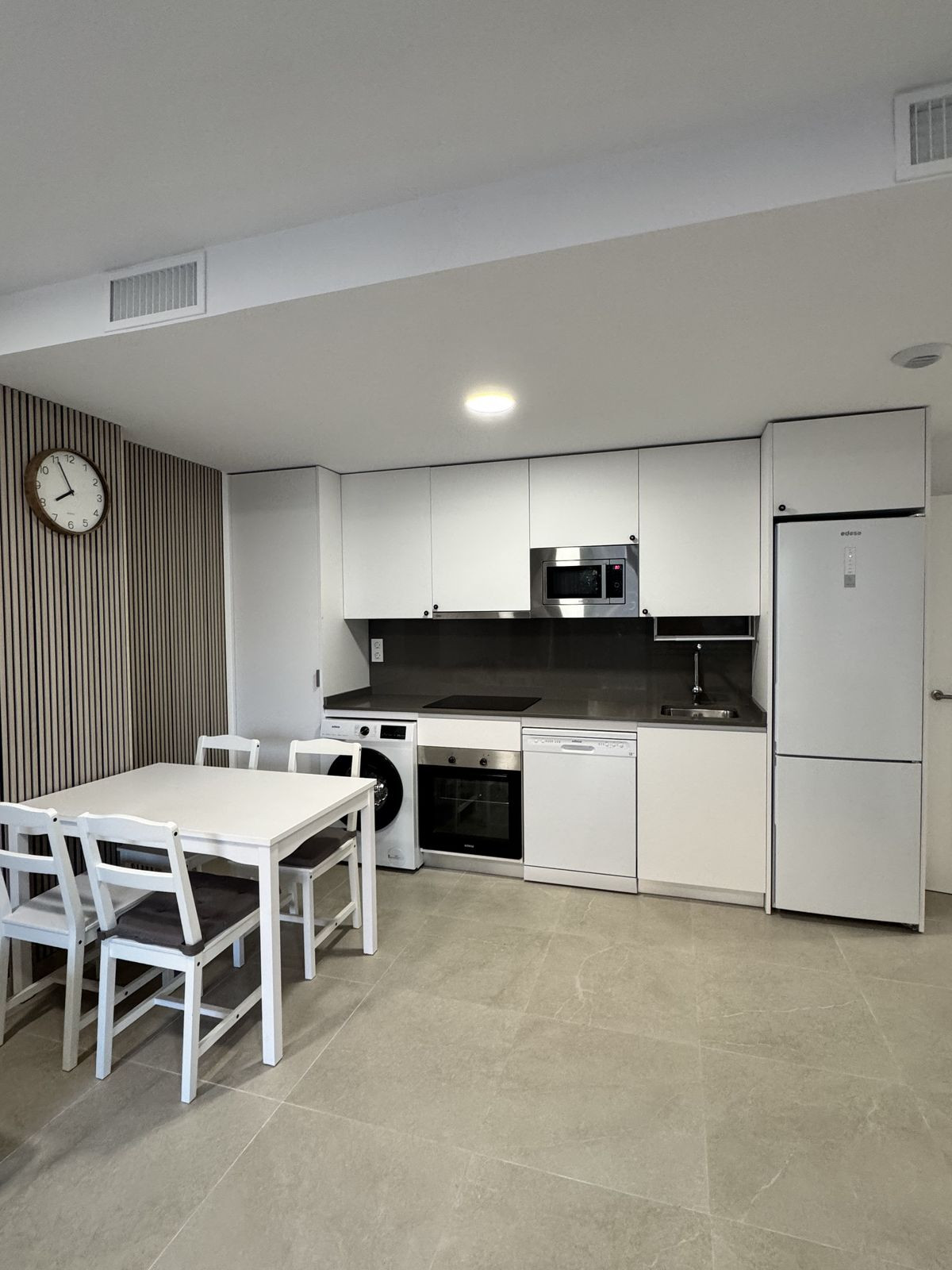 Appartement te koop in Estepona | 2 slaapkamers H5489152
