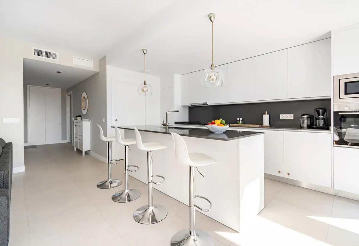 Appartement te koop in Estepona | 2 slaapkamers H5489221