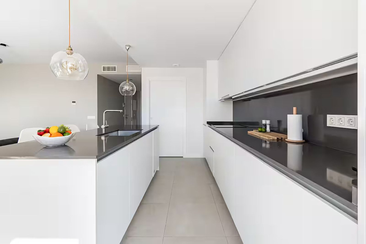 Appartement te koop in Estepona | 2 slaapkamers H5489221