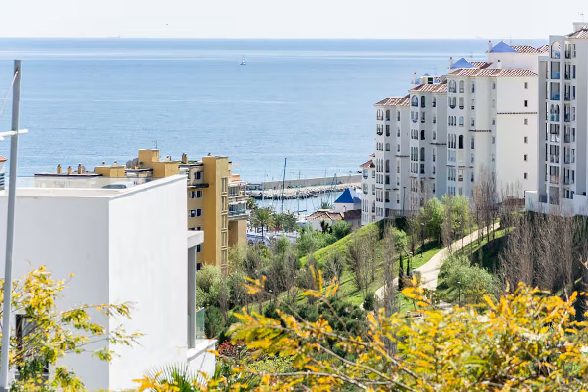 Appartement te koop in Estepona | 2 slaapkamers H5489221