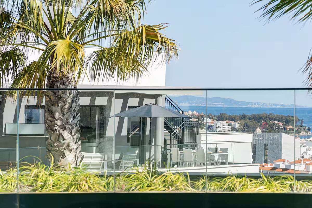 Appartement te koop in Estepona | 2 slaapkamers H5489221