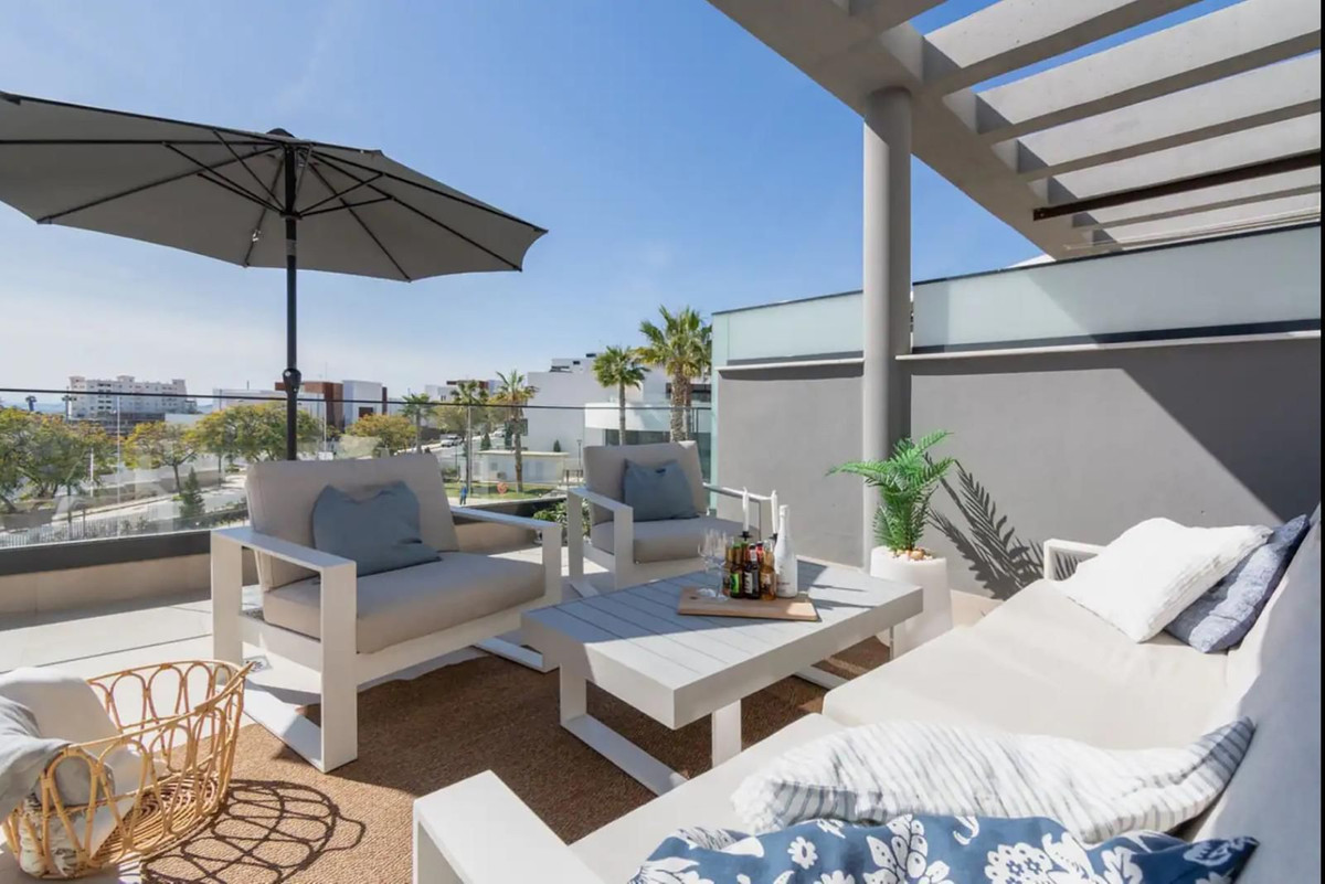Appartement te koop in Estepona | 2 slaapkamers H5489221