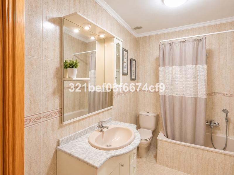 Appartement te koop in Estepona | 2 slaapkamers H5489881