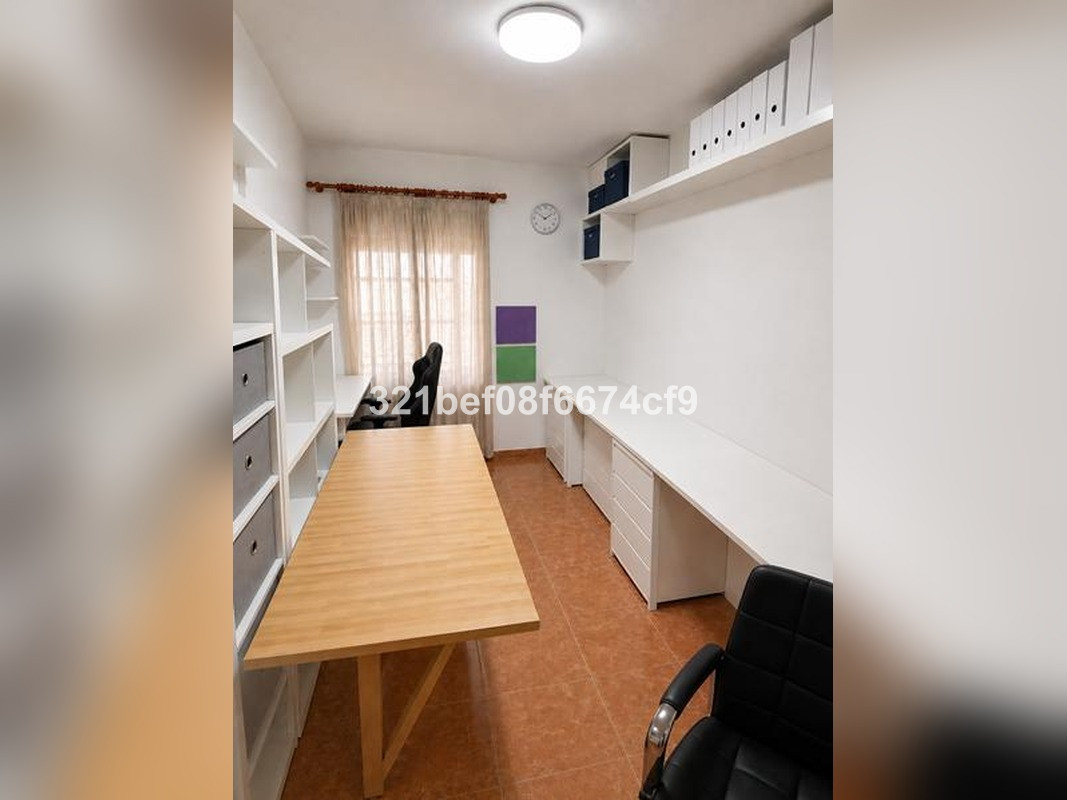 Appartement te koop in Estepona | 3 slaapkamers H5489932