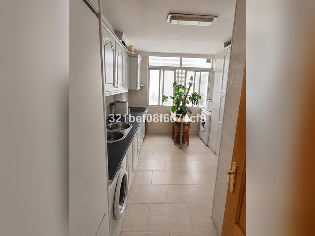 Appartement te koop in Estepona | 3 slaapkamers H5489932