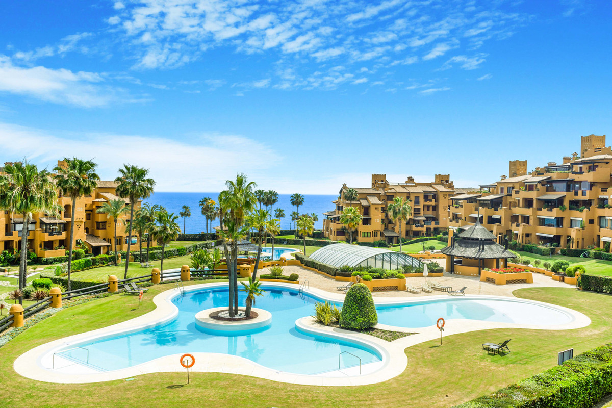 Appartement te koop in Estepona | 3 slaapkamers H5490268