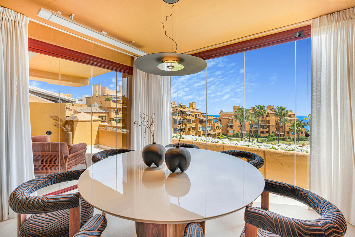 Appartement te koop in Estepona | 3 slaapkamers H5490268