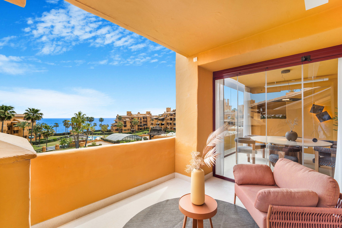 Appartement te koop in Estepona | 3 slaapkamers H5490268