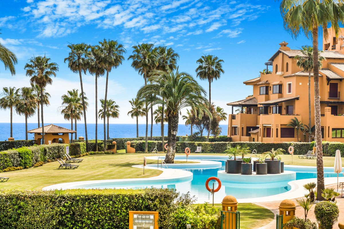 Appartement te koop in Estepona | 3 slaapkamers H5490268