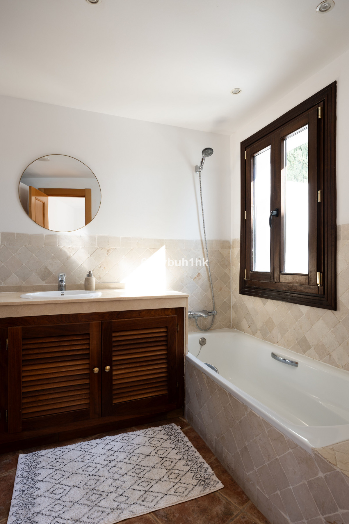 Penthouse te koop in Estepona | 3 slaapkamers H5490445