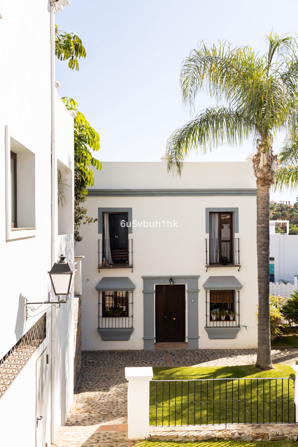 Penthouse te koop in Estepona | 3 slaapkamers H5490445