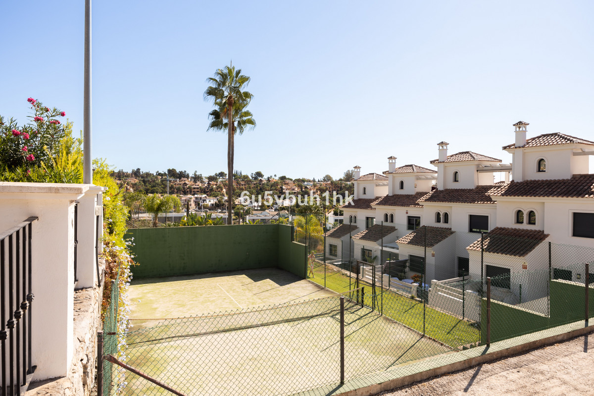 Penthouse te koop in Estepona | 3 slaapkamers H5490445