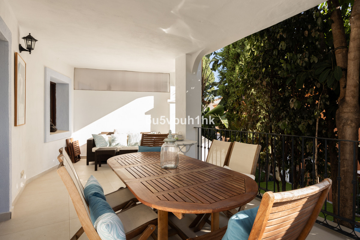 Penthouse te koop in Estepona | 3 slaapkamers H5490445