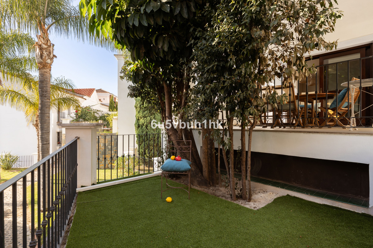 Penthouse te koop in Estepona | 3 slaapkamers H5490445