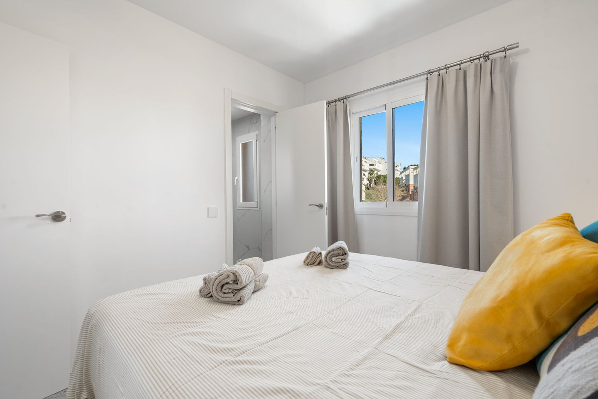 Appartement te koop in Estepona | 2 slaapkamers H5490553