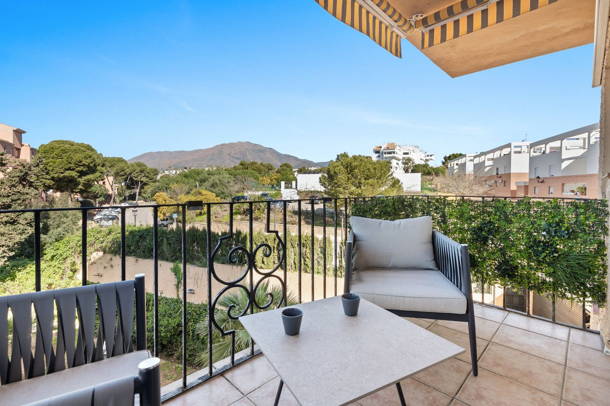 Appartement te koop in Estepona | 2 slaapkamers H5490553