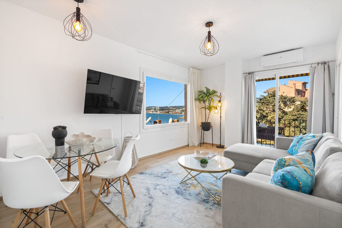 Appartement te koop in Estepona | 2 slaapkamers H5490553