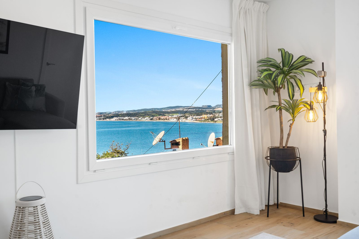 Appartement te koop in Estepona | 2 slaapkamers H5490553